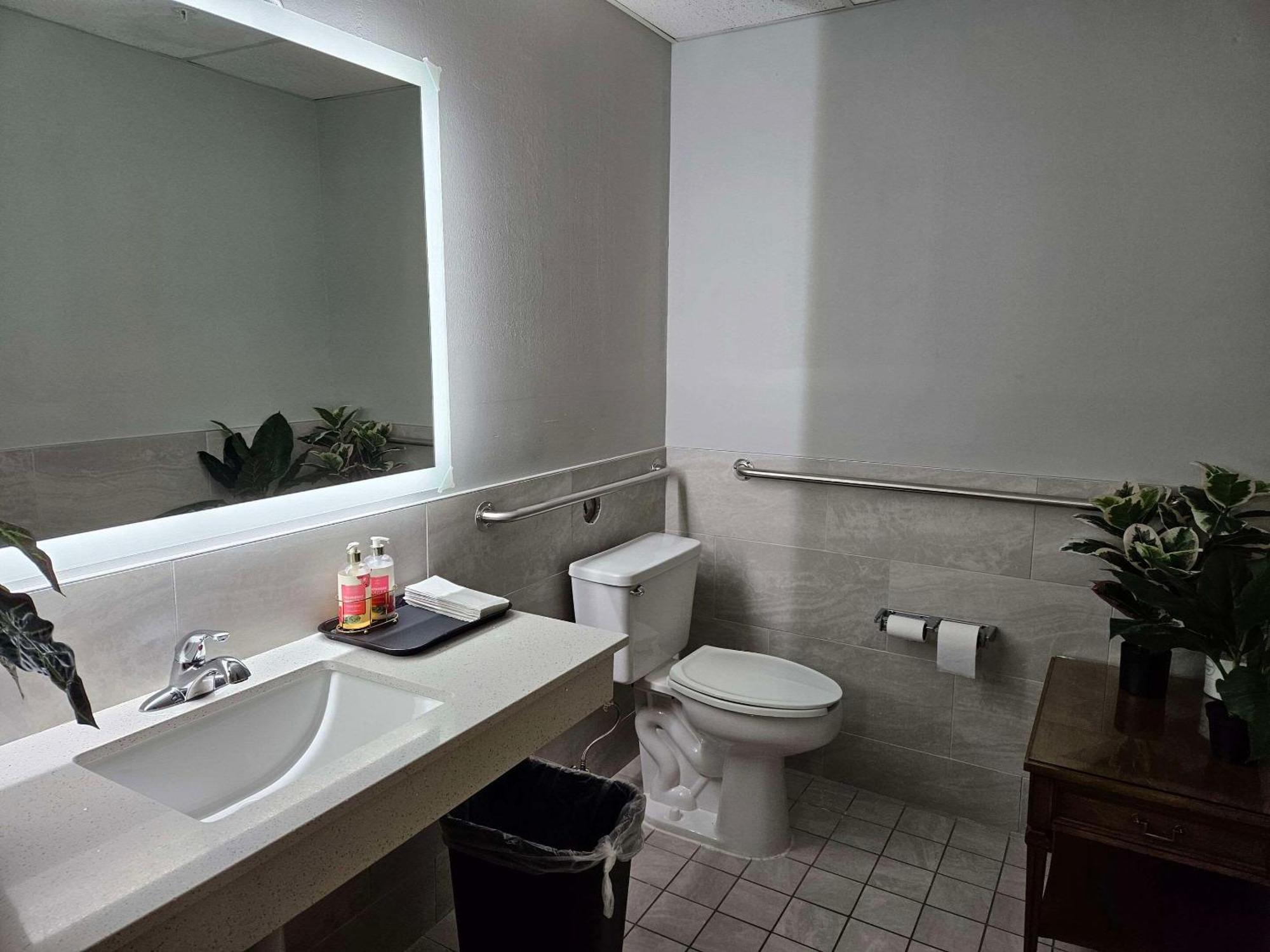 Quality Inn Tulalip - Marysville Zewnętrze zdjęcie